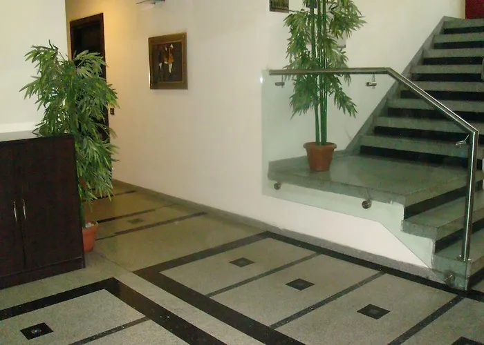 Shreyans Inn New Delhi